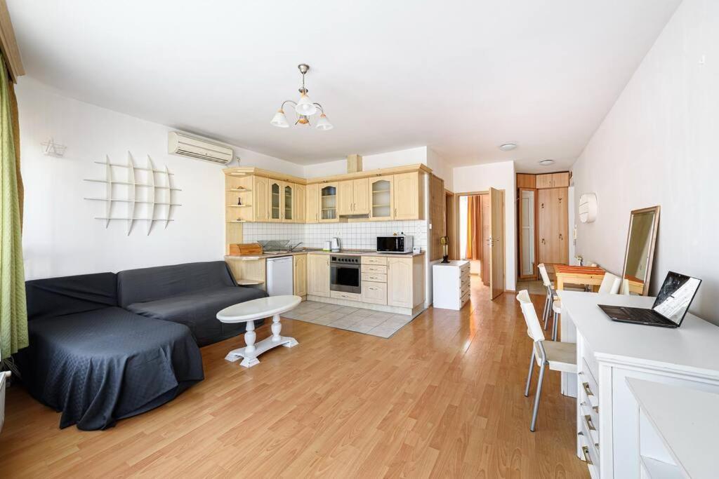 Lovely Apartment In City Centre For 4 Guests Βουδαπέστη Εξωτερικό φωτογραφία