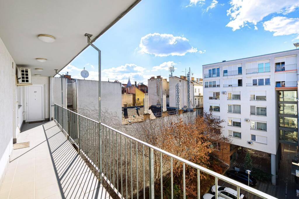 Lovely Apartment In City Centre For 4 Guests Βουδαπέστη Εξωτερικό φωτογραφία