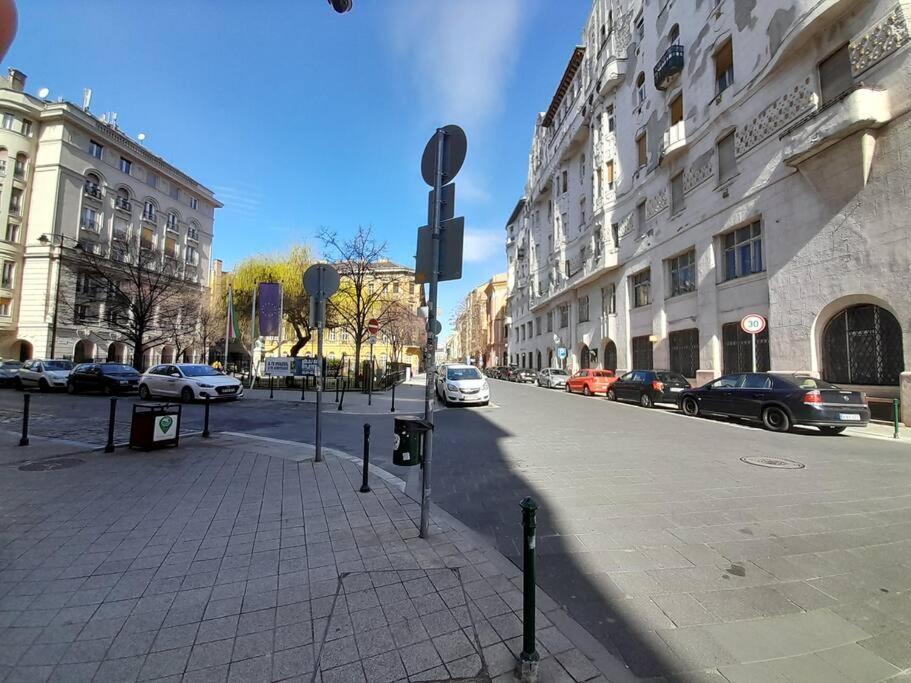 Lovely Apartment In City Centre For 4 Guests Βουδαπέστη Εξωτερικό φωτογραφία